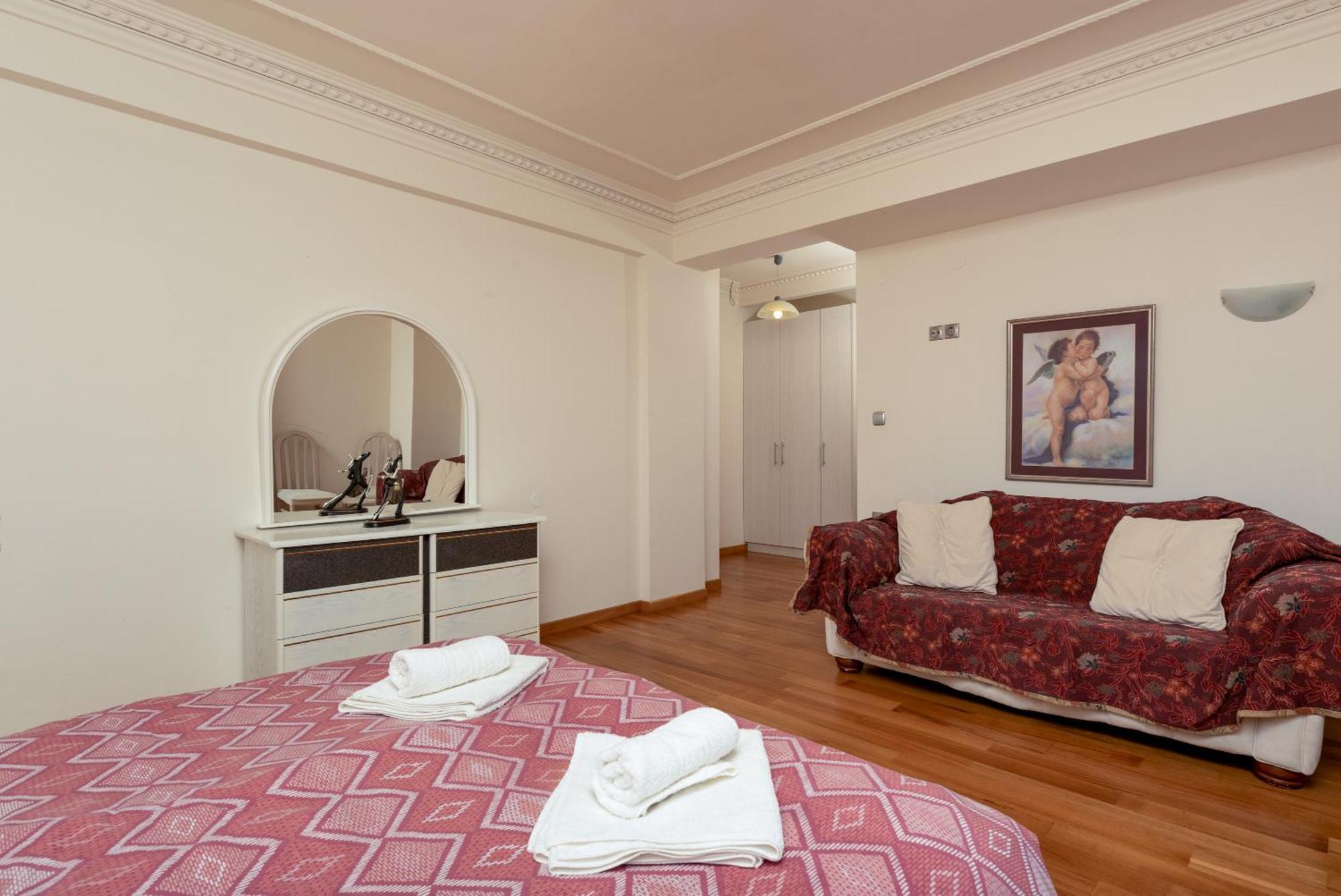 Christina'S Twin Palm Trees House Apartment Agria Luaran gambar