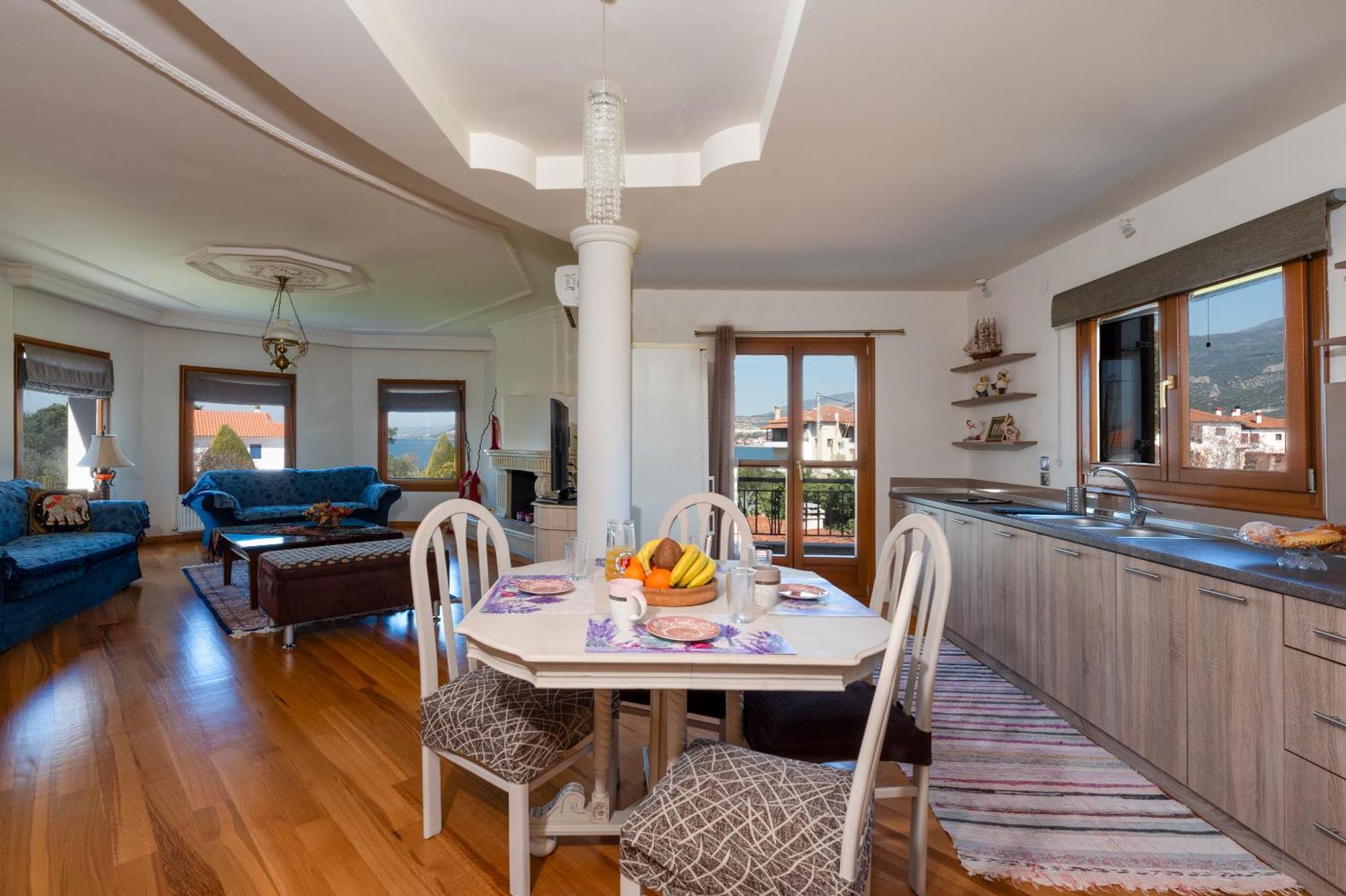 Christina'S Twin Palm Trees House Apartment Agria Luaran gambar