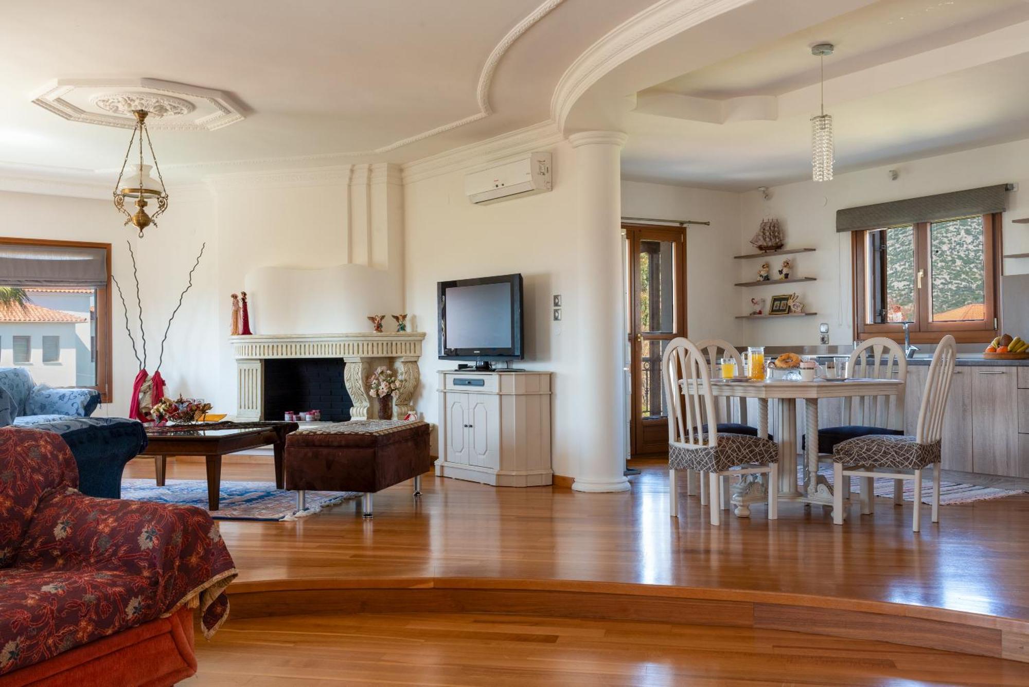 Christina'S Twin Palm Trees House Apartment Agria Luaran gambar